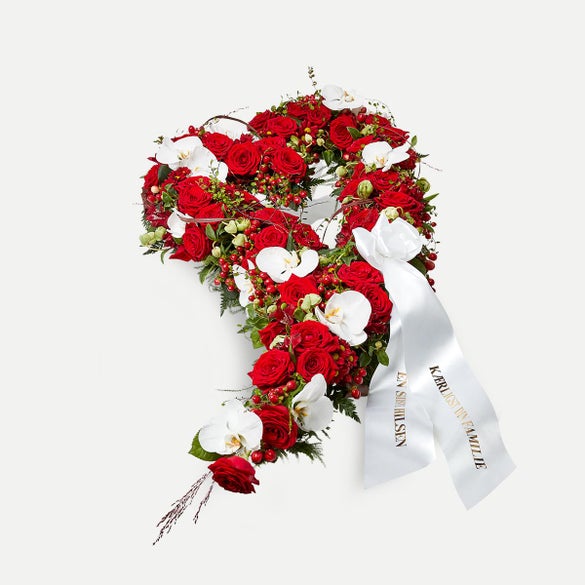 Blomsterhjerte i klassisk stil med bånd